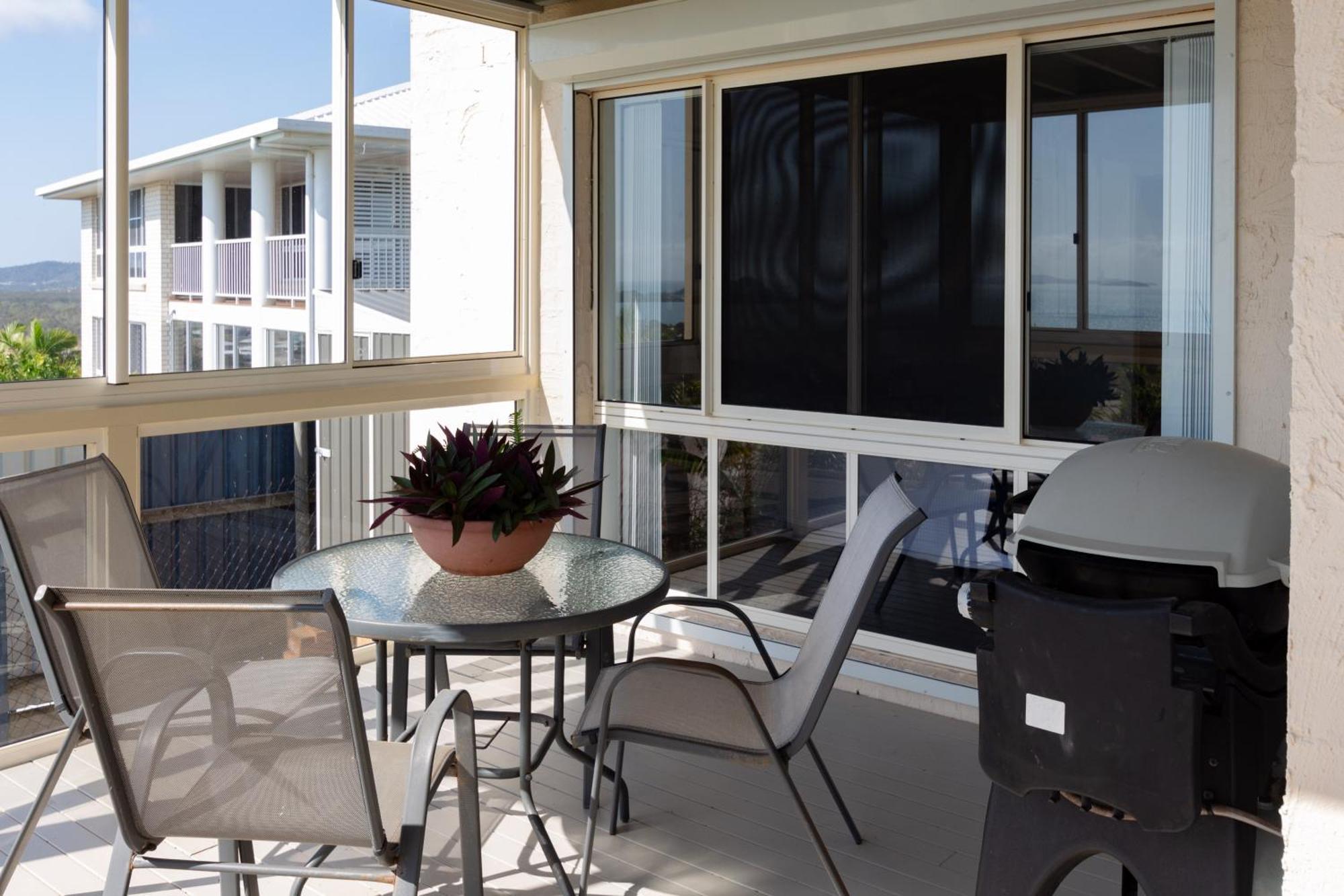 Bella Vista - Spectacular Ocean Views & Continental Breakfast Lejlighed Yeppoon Eksteriør billede