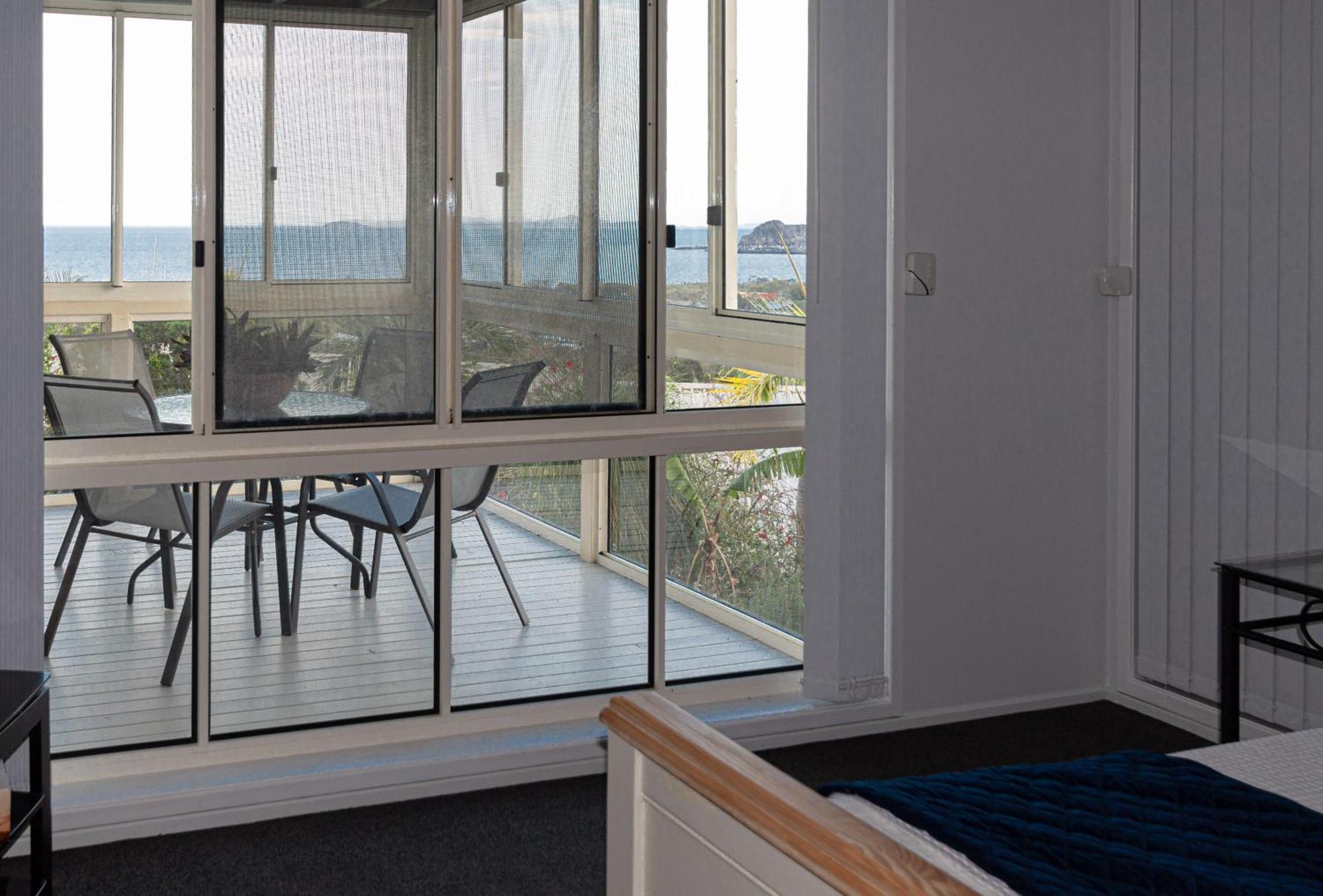Bella Vista - Spectacular Ocean Views & Continental Breakfast Lejlighed Yeppoon Eksteriør billede